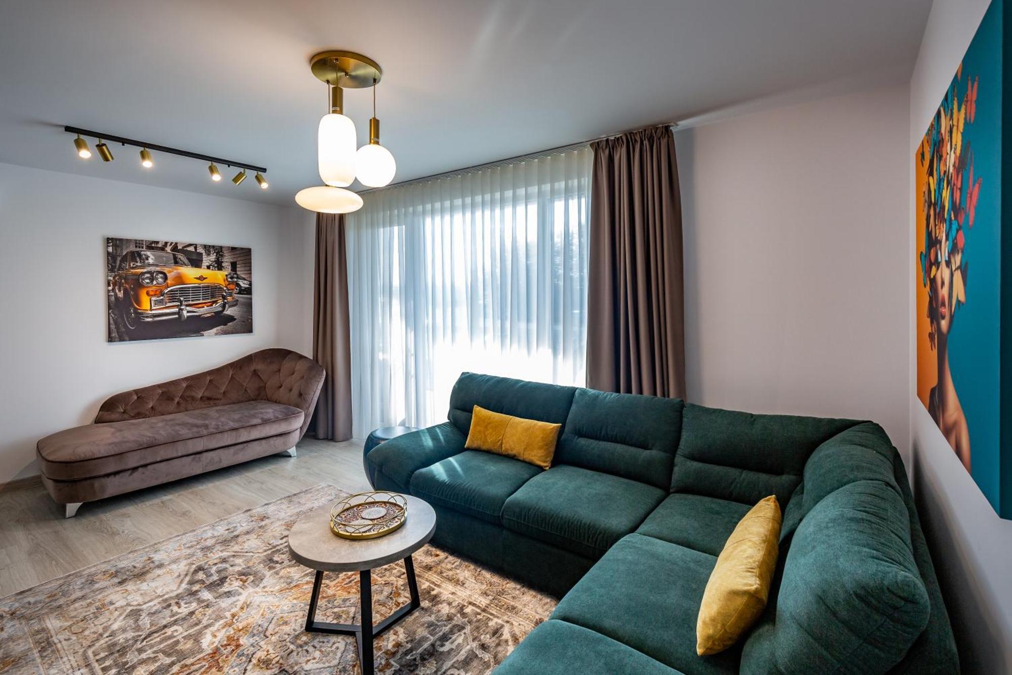Mountain View Terrace Oasis With Parking And Ac