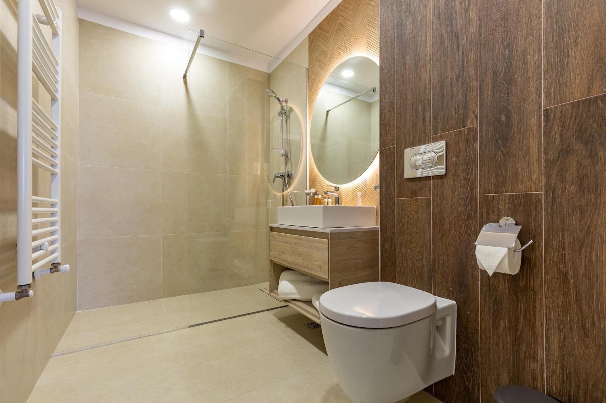Mountain View Terrace Oasis With Parking And Ac * Brasov